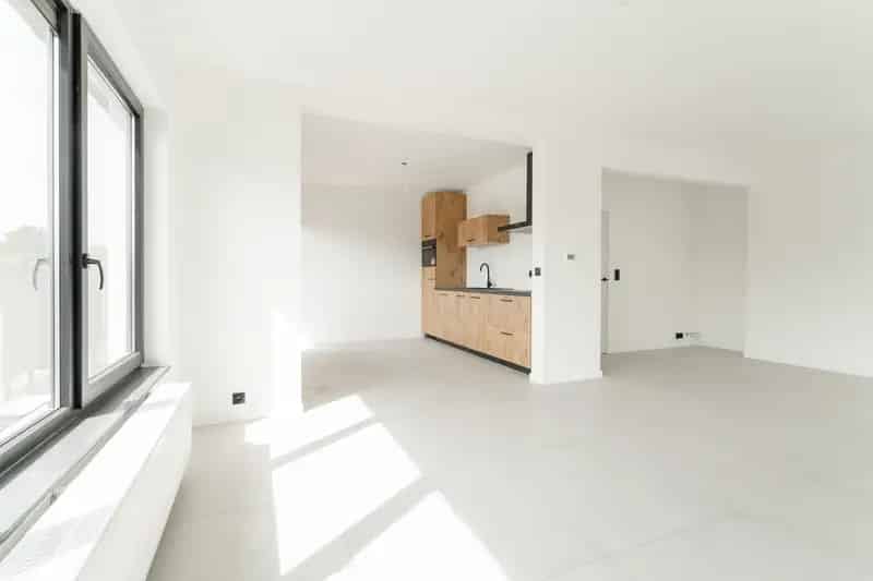 Ruim 3 Slaapkamer Appartement te Huur met 2 Terrassen en Garage