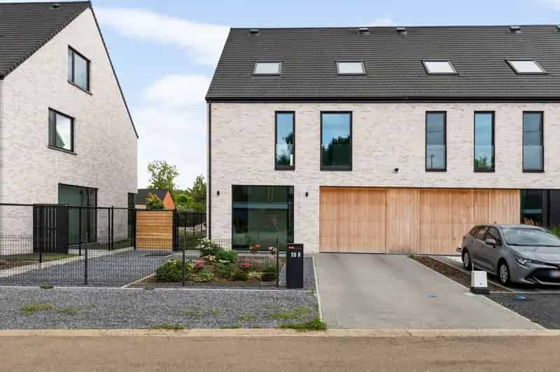 Nieuwbouwwoning 4 5 slaapkamers Wezemaal EPC A  Doodlopende straat