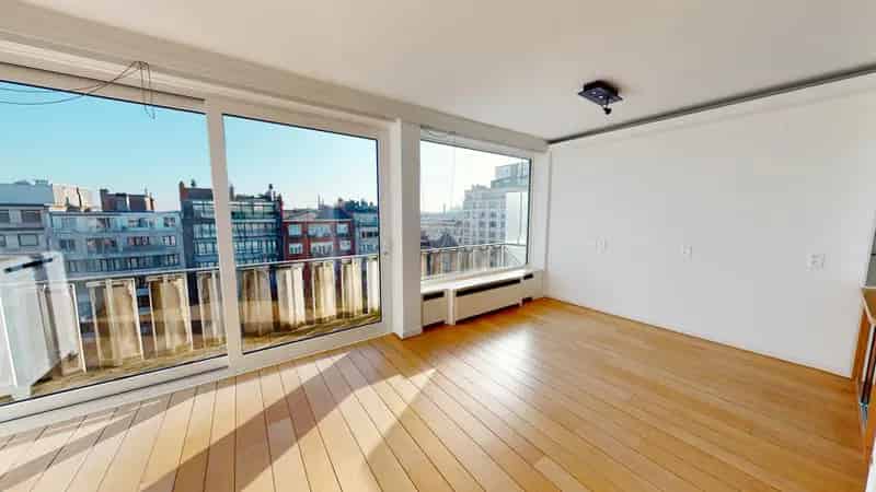 Appartement te huur Brussel Louise 2 slaapkamers 110m2