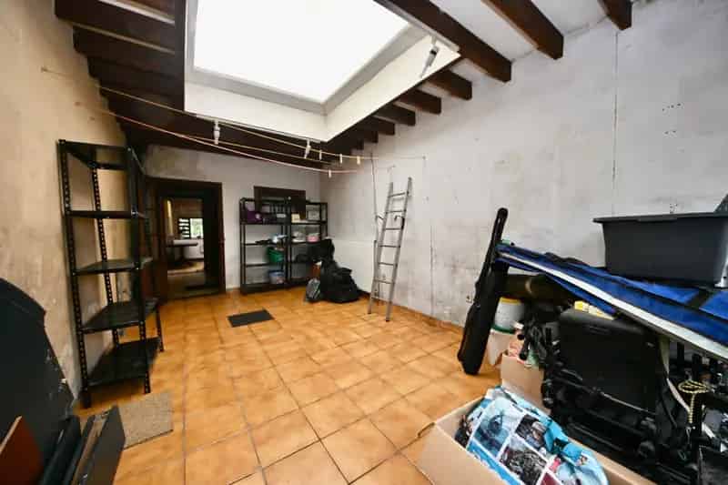 Te renoveren woning 2 slaapkamers tuin