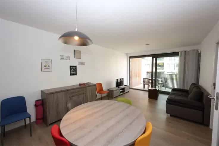 Appartement Oostende Zeedijk Nabij Strand Nieuwbouw