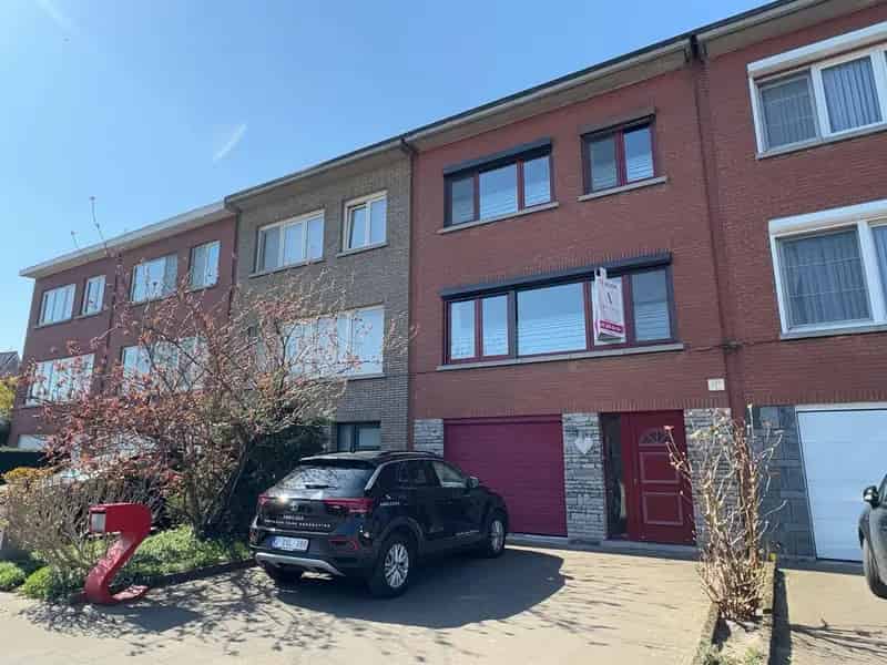 Huis te koop: Bel-etage 3 slaapkamers, garage en Zuidtuin