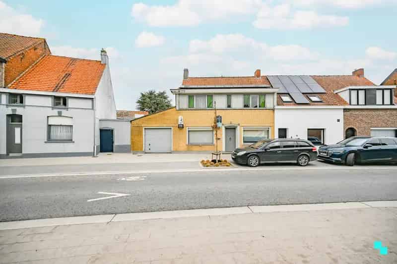 Huis te huur Oostrozebeke 4 slaapkamers