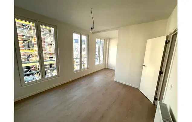 Huur 2 slaapkamer appartement van 80 m² in Antwerp