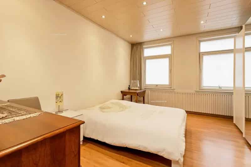 Woning te koop Diksmuide: 5 slaapkamers, handelsruimte, instapklaar