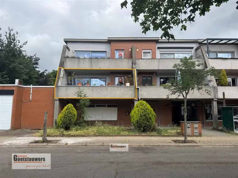 Appartement te koop 2 slaapkamers 2 terrassen garage Hoevenen