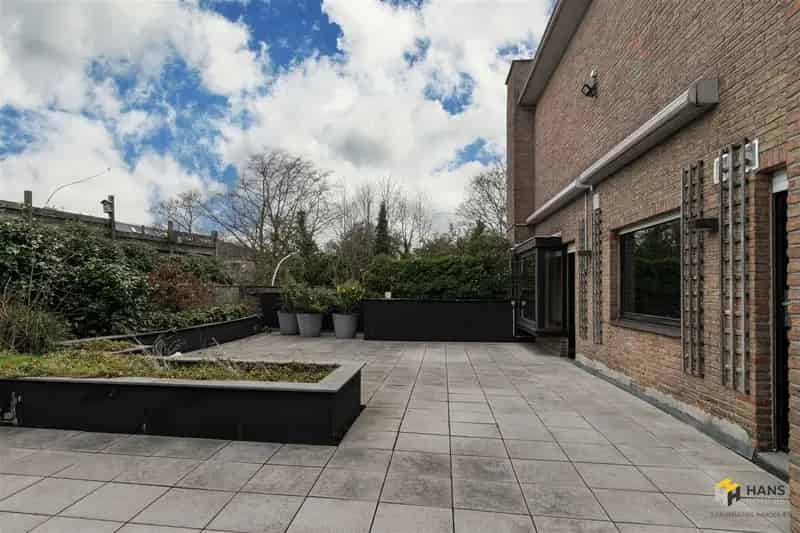 Ruim appartement te koop in Edegem 228m² 4 slaapkamers