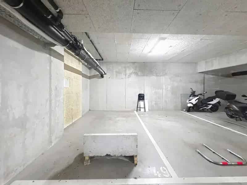 Garage te Huur Binnenstaanplaats 12062025