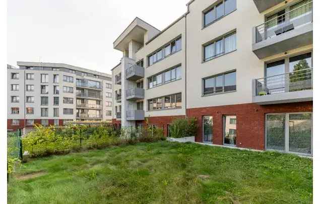 Huur 1 slaapkamer appartement van 66 m² in Anderlecht