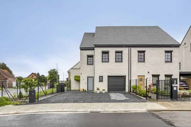 Moderne Halfopen Bebouwing te Averbode - 190m² - 3 slaapkamers