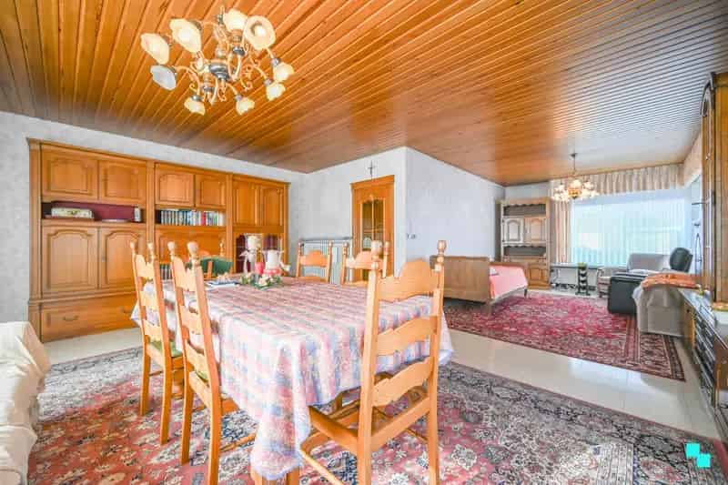 Hoekpand 4 slaapkamers Desselgem