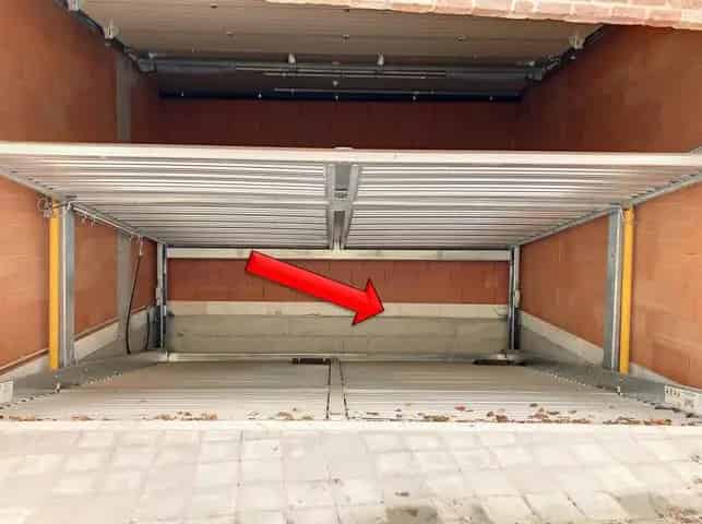 Overdekte Parkeerplaats Gent Nabij Sint-Pietersstation