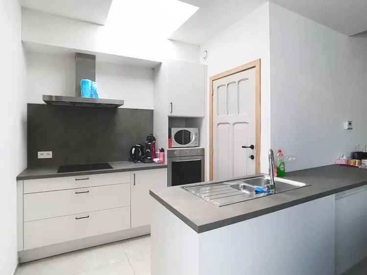 Gerenoveerd Appartement te Huur Ieper Centrum 1 Slaapkamer