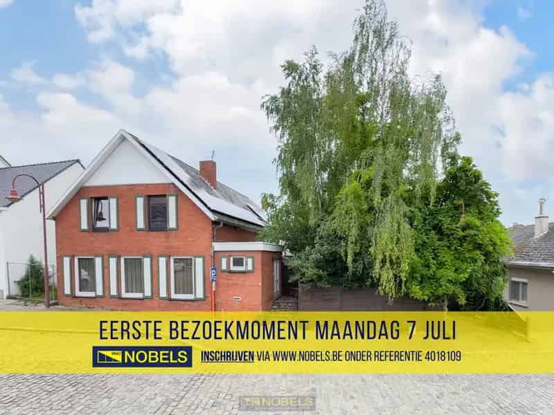 Huis te koop Zottegem: Ruime open bebouwing met grote tuin en garages
