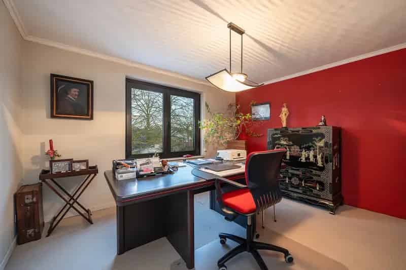 Split-Level Woning Met Tuin - Instapklaar
