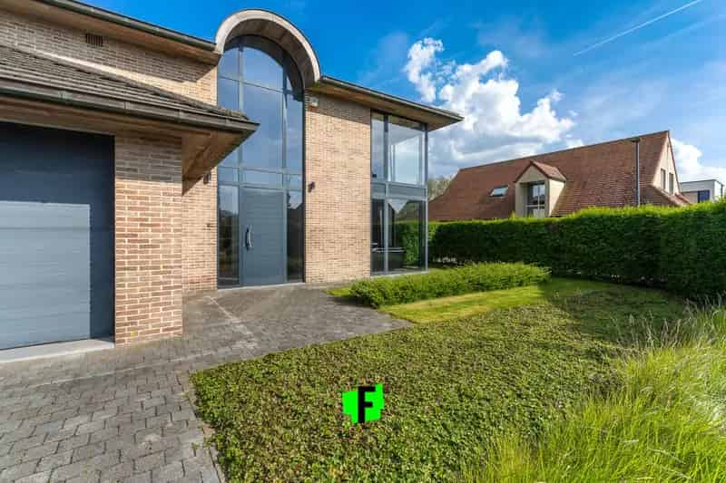 Unieke Vrijstaande Woning Oostende Nabij Zee Zwembad