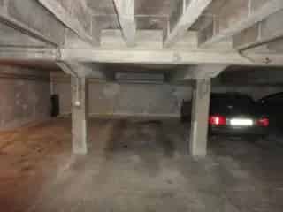 Garagebox te Koop Jette Nabij Winkels en Vervoer