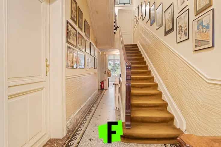 Herenhuis te koop 380m² 725m gevel Zuidwestelijke tuin