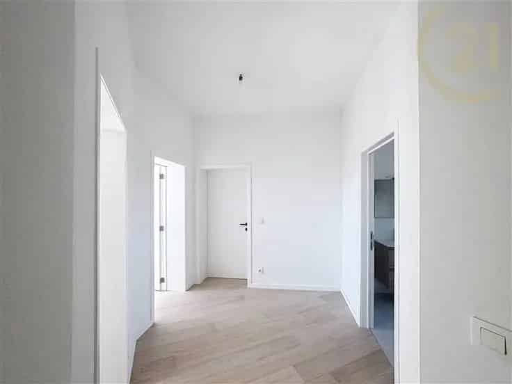 Appartement Te Koop: 2 Slaapkamers Rustige Buurt