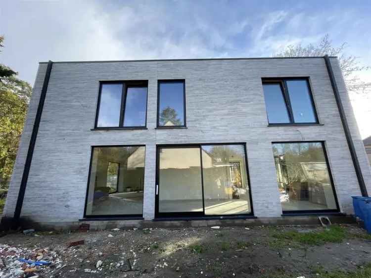 Koop luxe villa met innovatief design in België