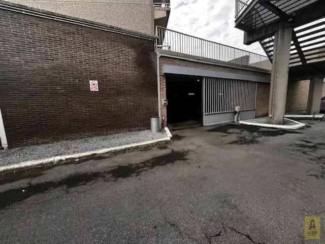 Garage te koop