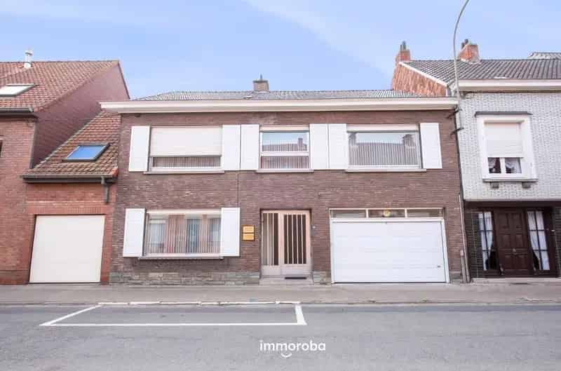 Te Koop: Ruime woning 4 slaapkamers praktijkruimte Waregem