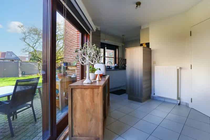 Huis te koop Beveren: Instapklare HOB met kantoor
