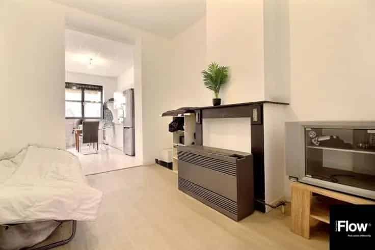 Te Koop 5 Slaapkamers Huis met Tuin Grote potentieel