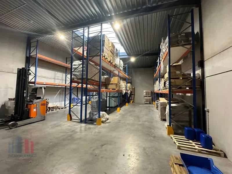 KMO-unit 221m² te huur Kortrijk Nabij R8