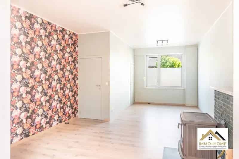 Huis te koop Oostakker: Instapklare starterswoning