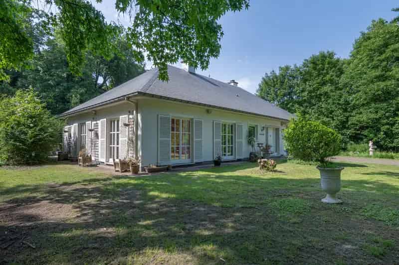 Riante Villa te Huur Kampenhout 5 slaapkamers Zwembad