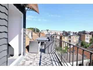 Duplex Jette 2 slaapkamers gerenoveerd EPC E-