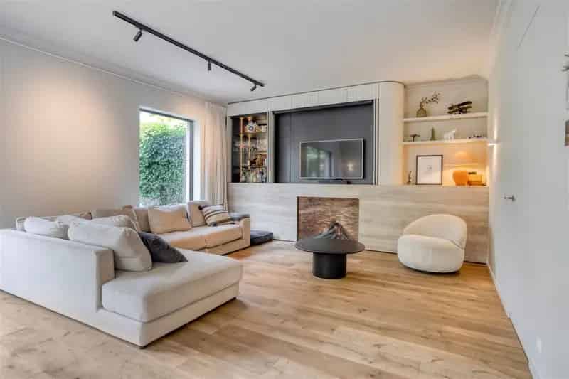 Ruime woning 7 slaapkamers Antwerpen