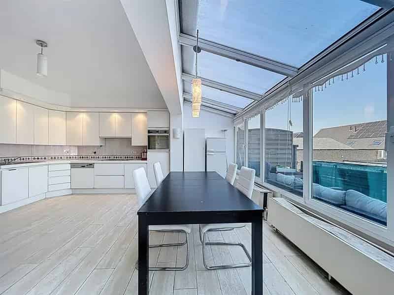 Gezinswoning 6 slaapkamers 2 badkamers toplocatie