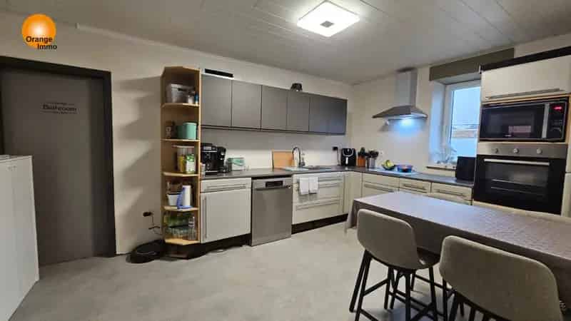 6 Slaapkamers 2 Badkamers Ruime Woning