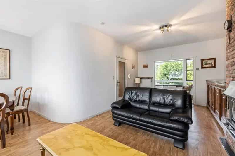 Huis te huur 3 slaapkamers garage tuin te renoveren