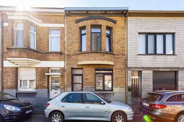 Huis te Koop Deurne 4 Slaapkamers Tuin EPC 358