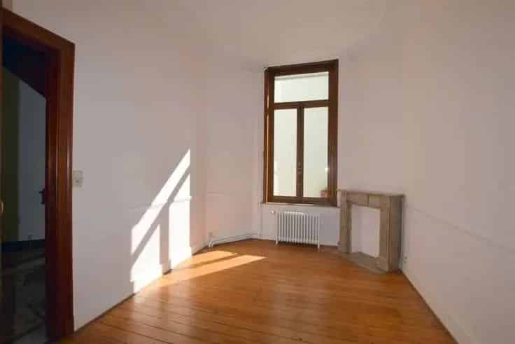 Herenhuis te Koop - 5 slaapkamers - 228m²