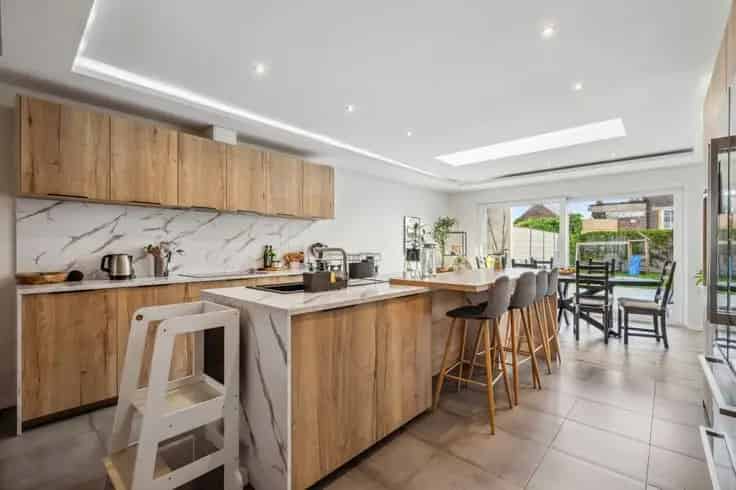 Huis Te Koop Moderne woning 2 badkamers nabij Kasteel Boetfort