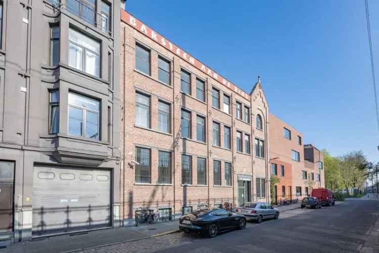 Te Koop Royale Kantoorgebouw Pakhuis Antwerpen Noord