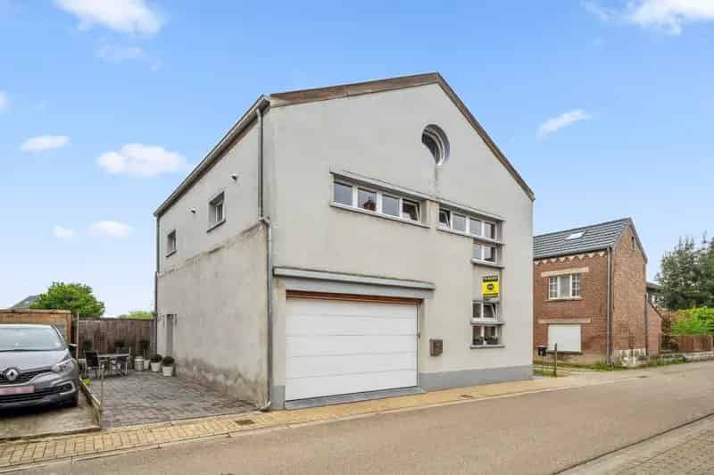 Industriële woning 2 slaapkamers garage terras Outgaarden