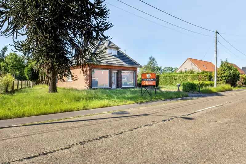 Te renoveren woning 19a54