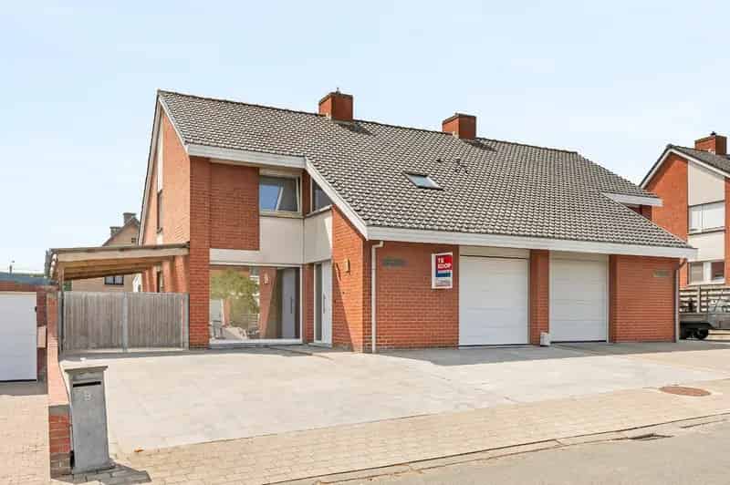 OP TE FRISSEN HOB MET 4 RUIME SLPKS GARAGE EN GUNSTIG EPC