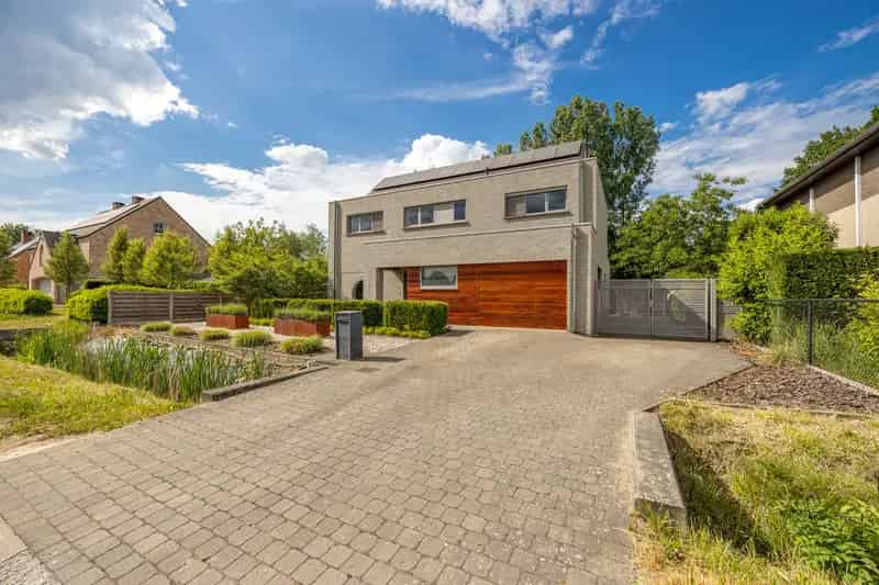 Huis te koop 4 slaapkamers garage tuin