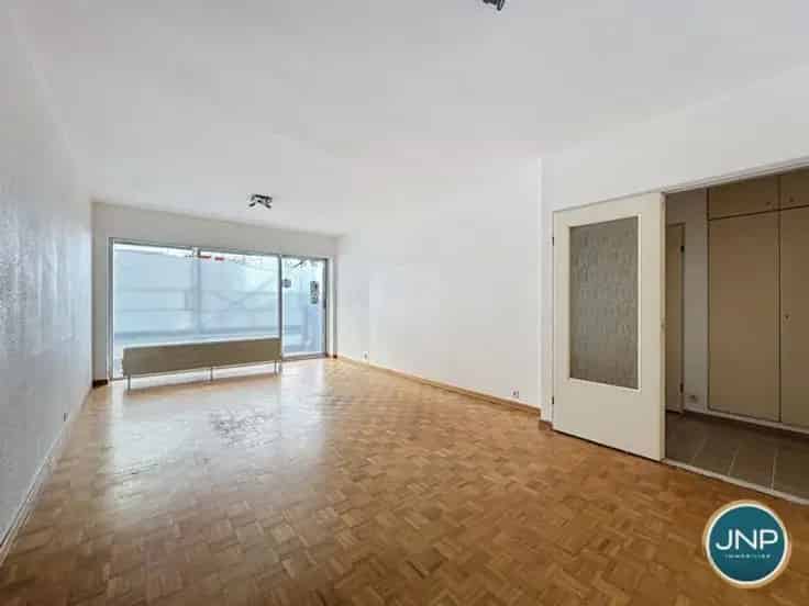 Appartement Te Koop Forest National 2 slaapkamers Terras