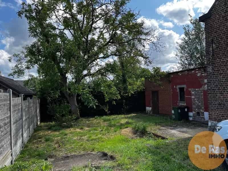 Grond te koop Wanzele: Afbraakwoning met goedgekeurd bouwplan