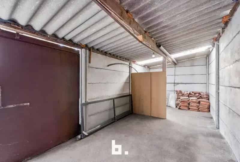Renovatie Woning Poeke 3 slaapkamers 1014m2