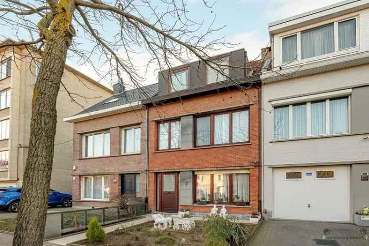 Huis te huur Merksem 4 slaapkamers Zuidgerichte tuin