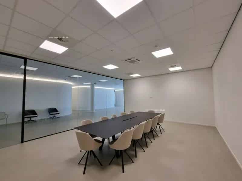 Kantoor te huur Melsele 476m²
