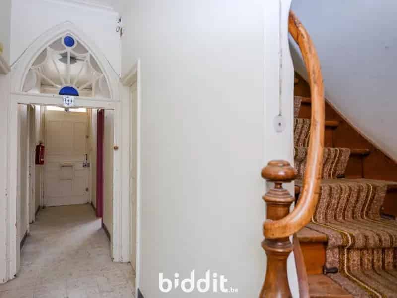 Kloostergebouw te renoveren Proven